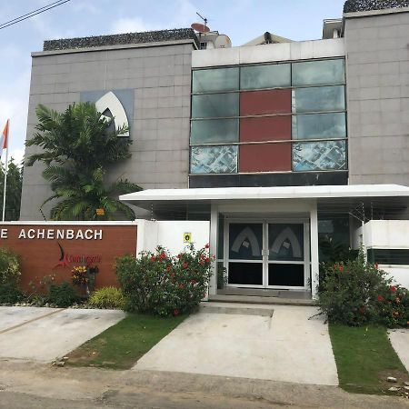 Residence Achenbach Abidjan Exterior foto