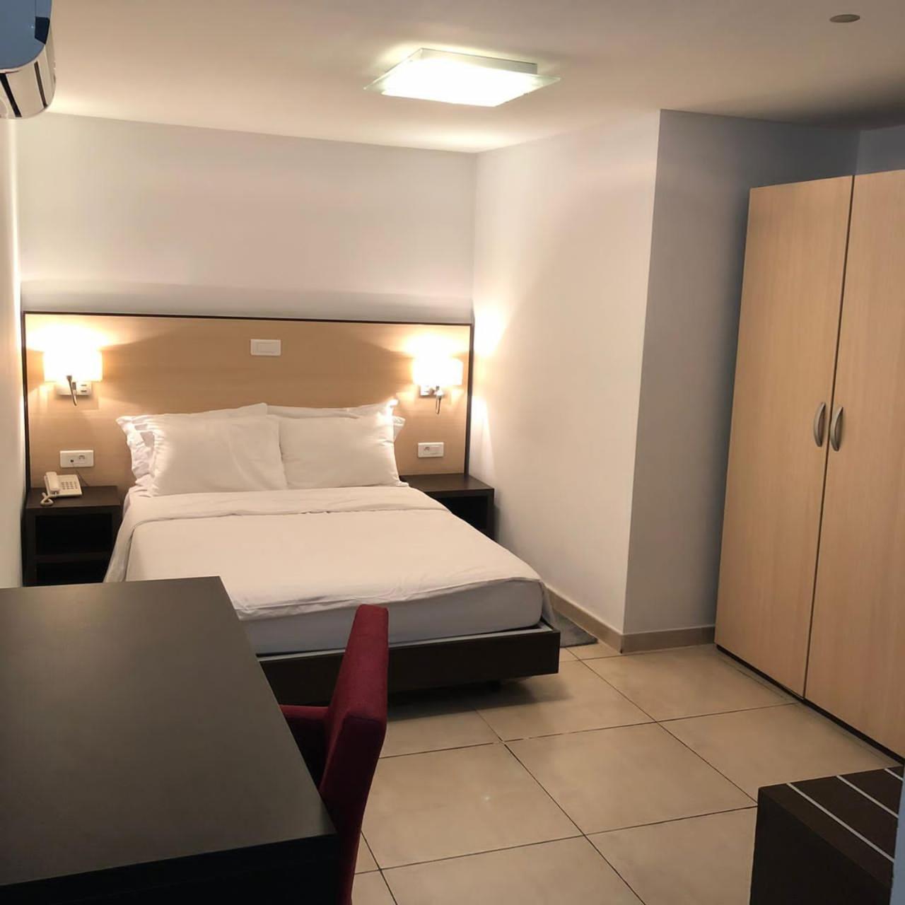 Residence Achenbach Abidjan Zimmer foto